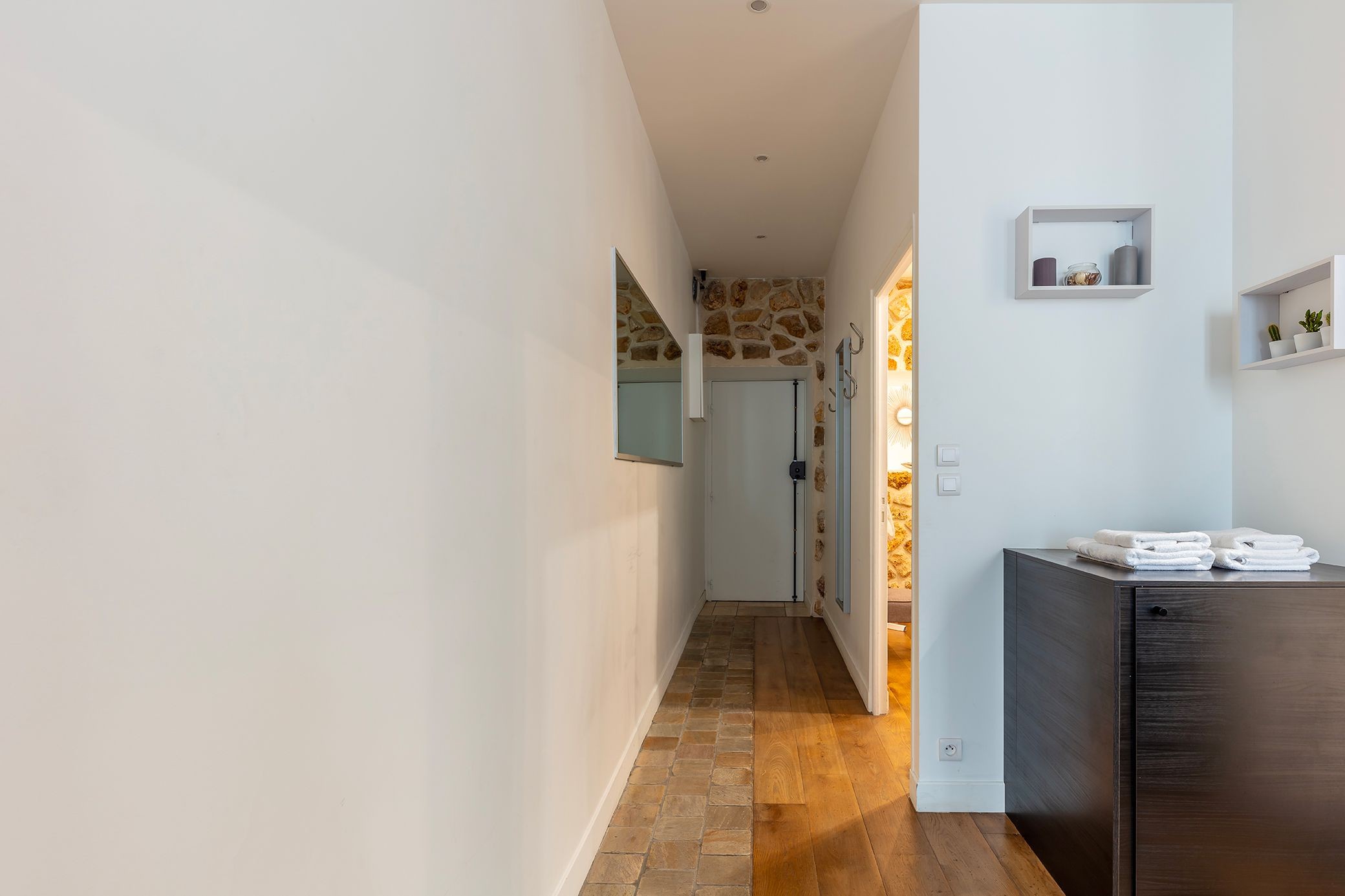 Supreme Comfort One Bedroom Apartment 101B