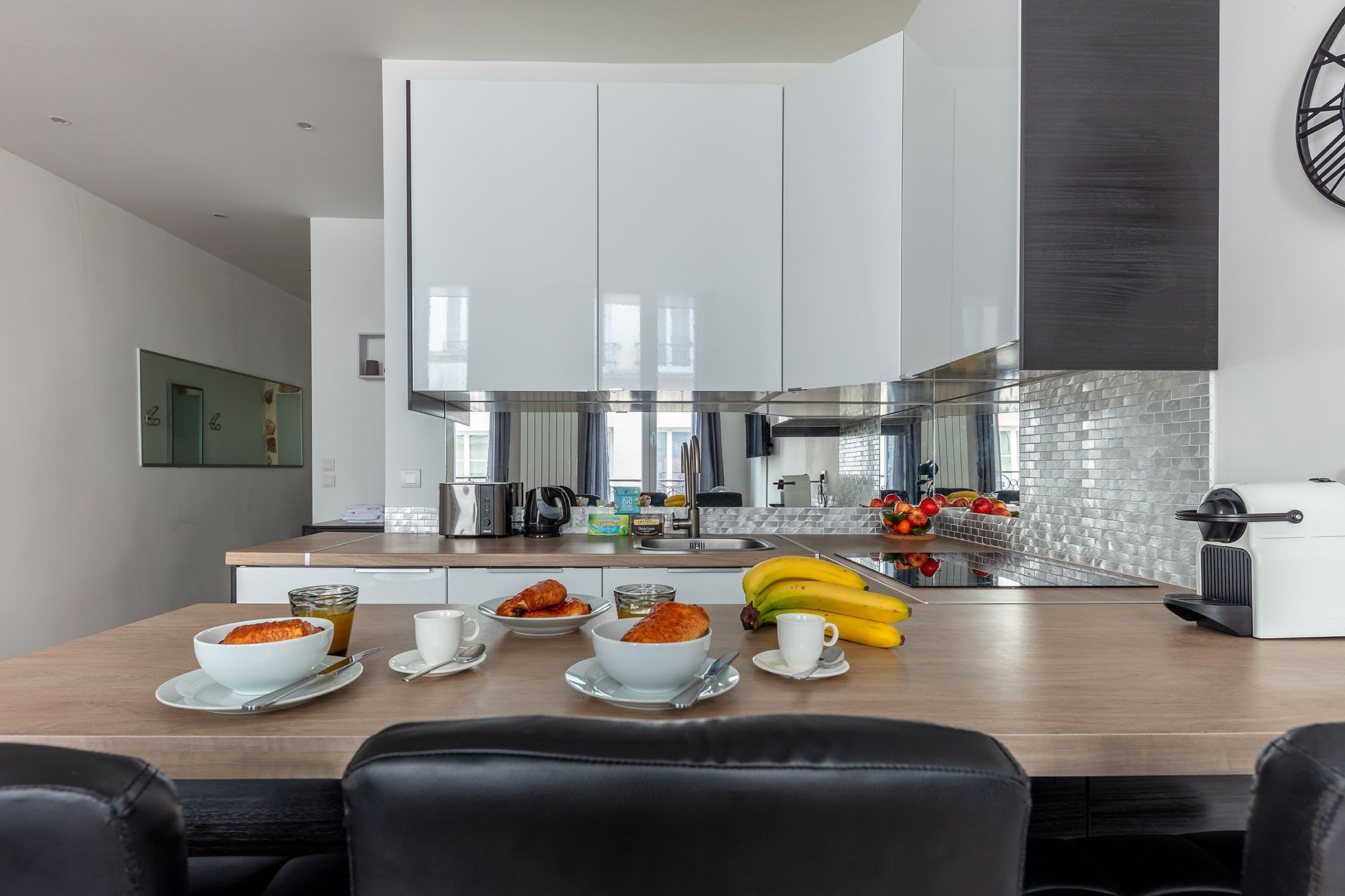 Supreme Comfort One Bedroom Apartment 101B