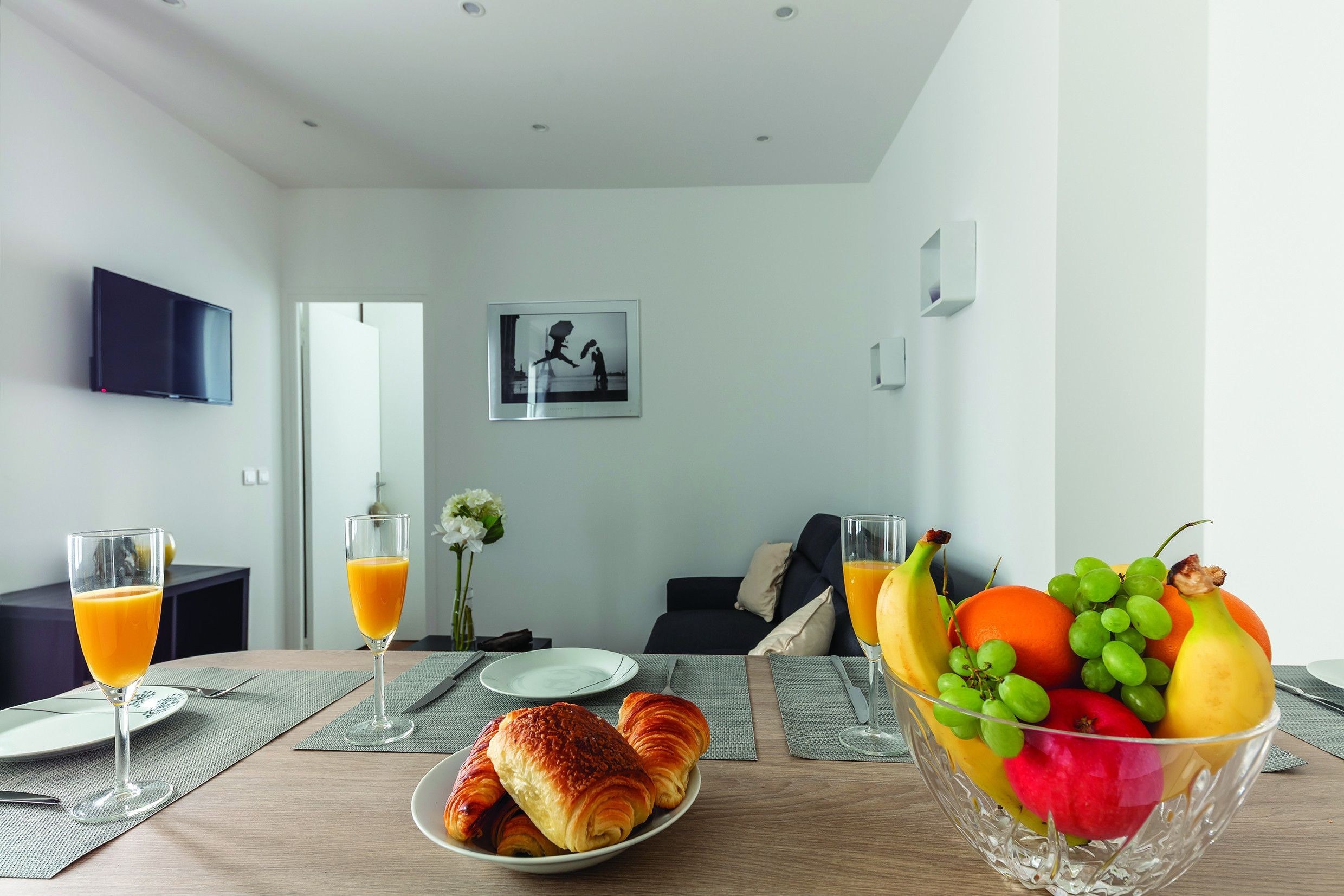 Signature One Bedroom Apartment 201A