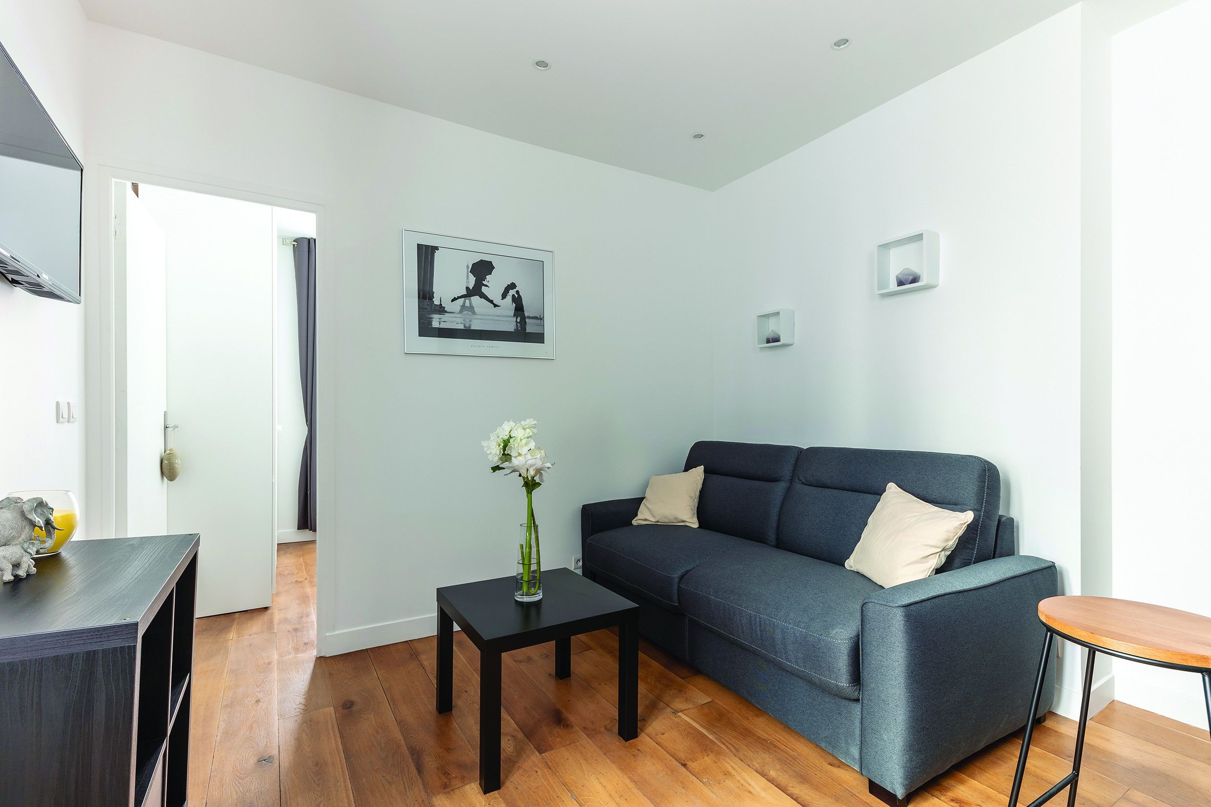 Signature One Bedroom Apartment 201A