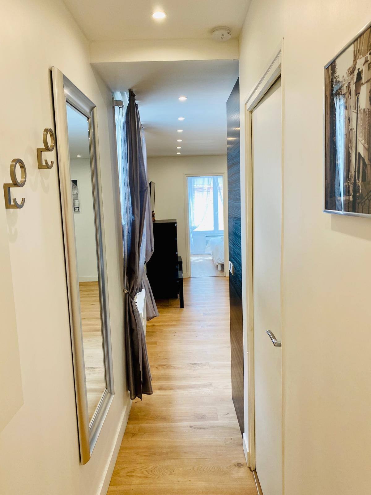 apartment 501A