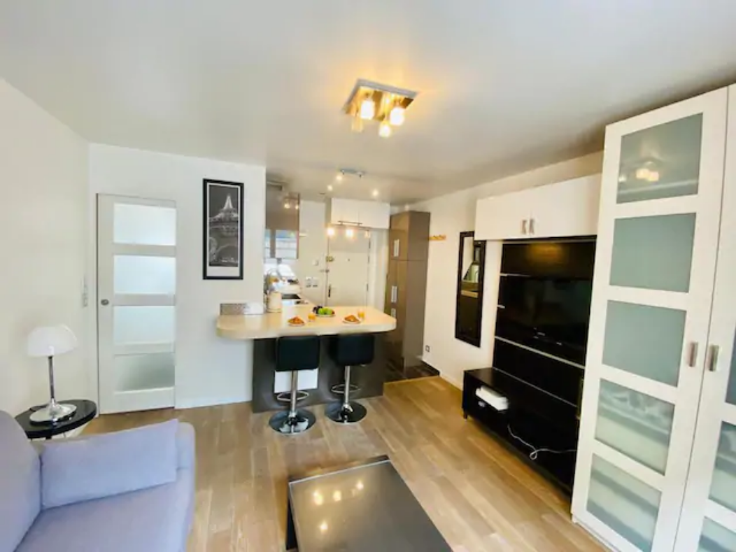 Apartment Near Opera