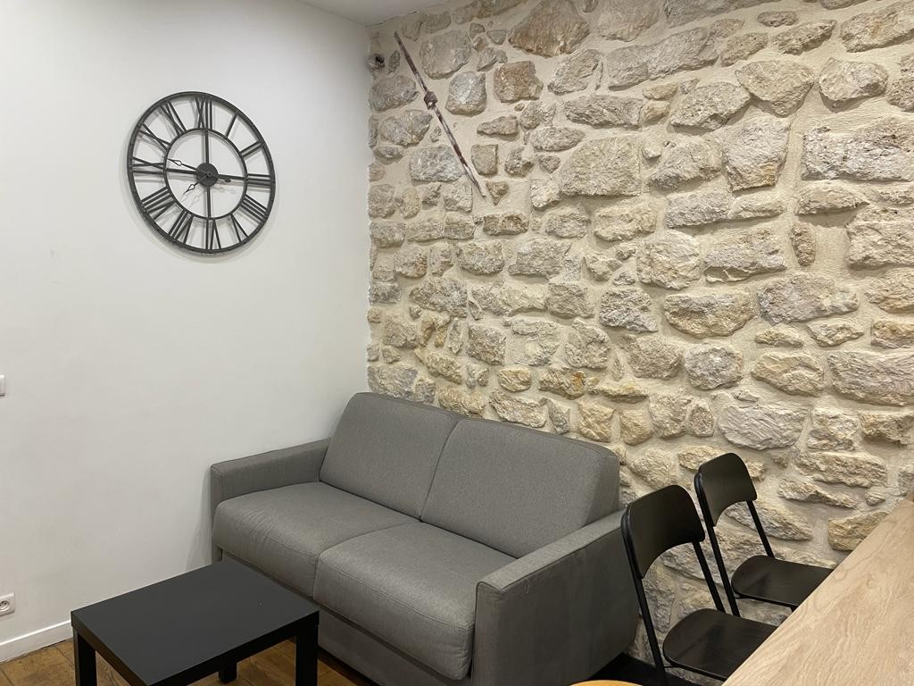 One Bedroom Apartment in Paris